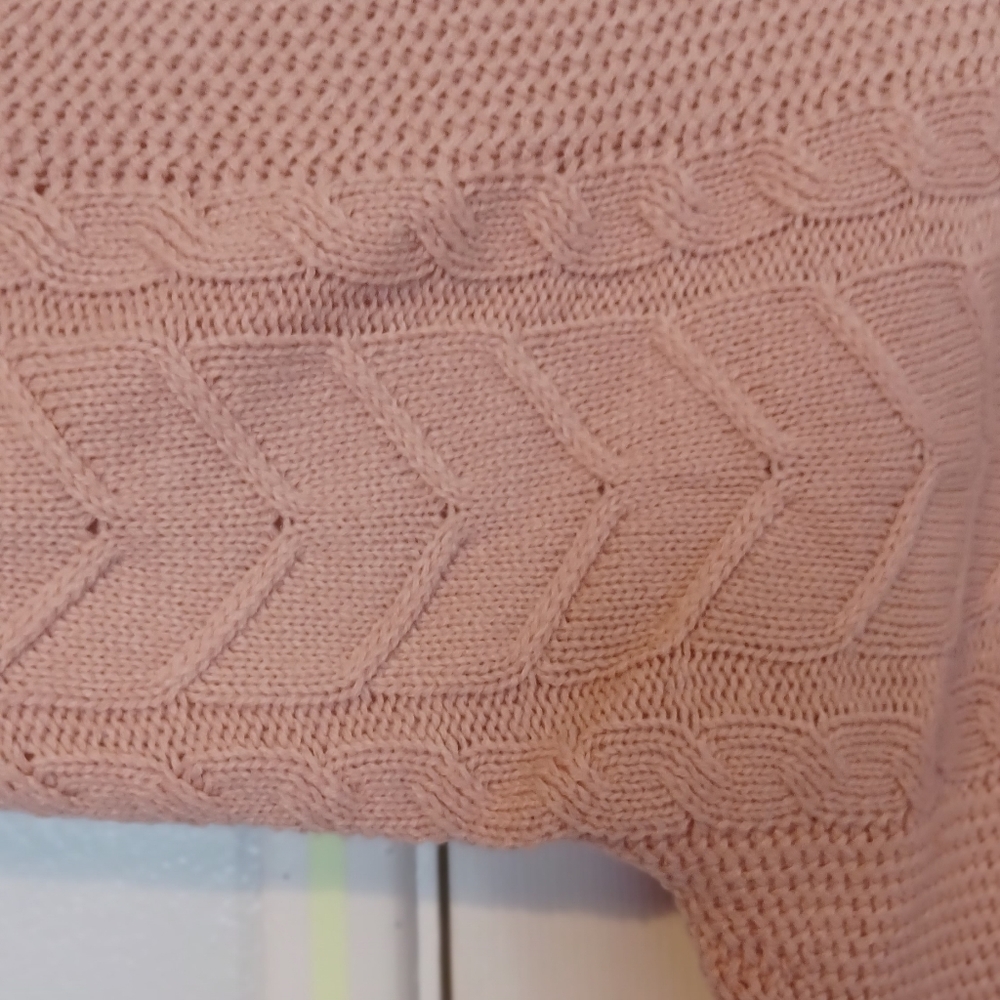 đ°Derek Heart crop sweater, size XL. - Picture 3 of 9